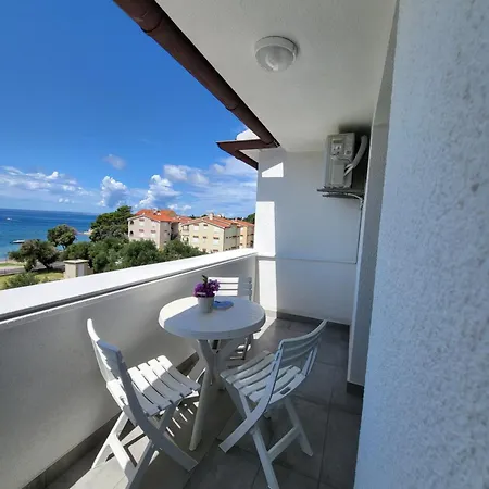 Apartament Apartments&rooms Fam Ribarić