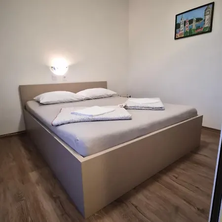 & Fam Ribaric Apartment