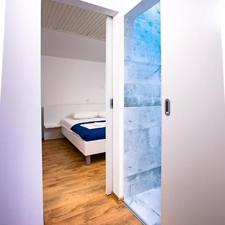 & Fam Ribaric Апартаменты Банёл