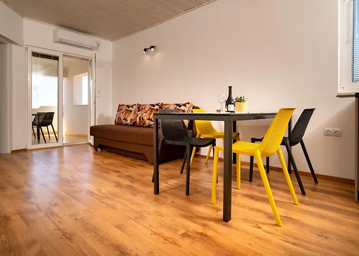 & Fam Ribaric Apartamento Banjol