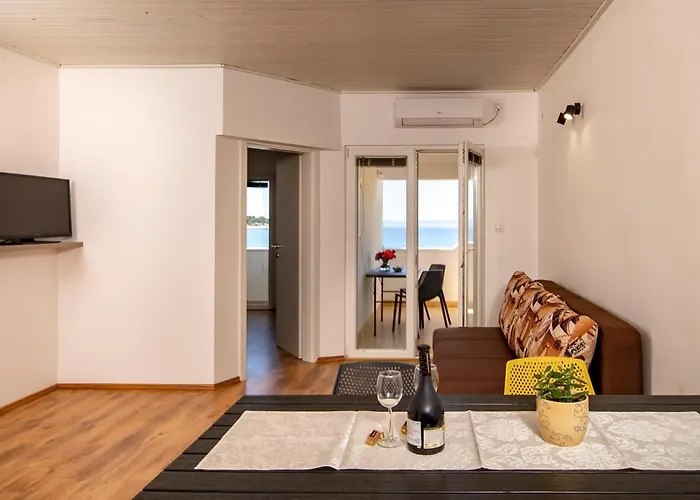 Apartamento & Fam Ribaric Banjol