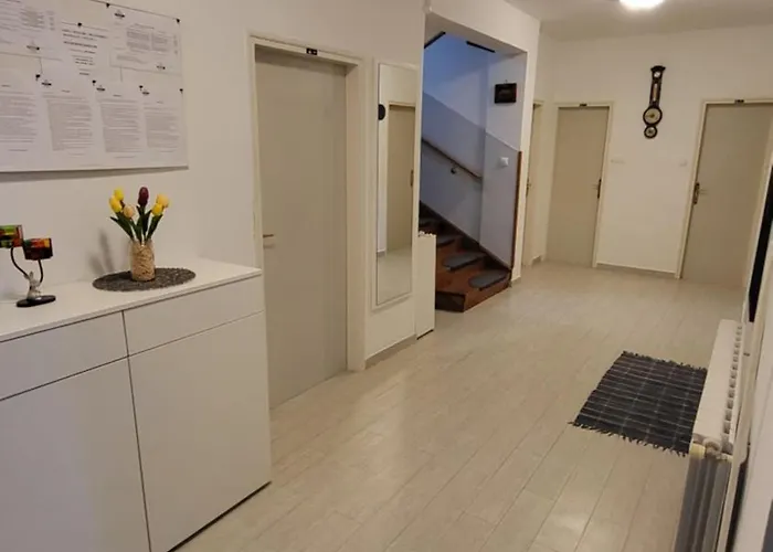 Apartamento & Fam Ribaric Banjol